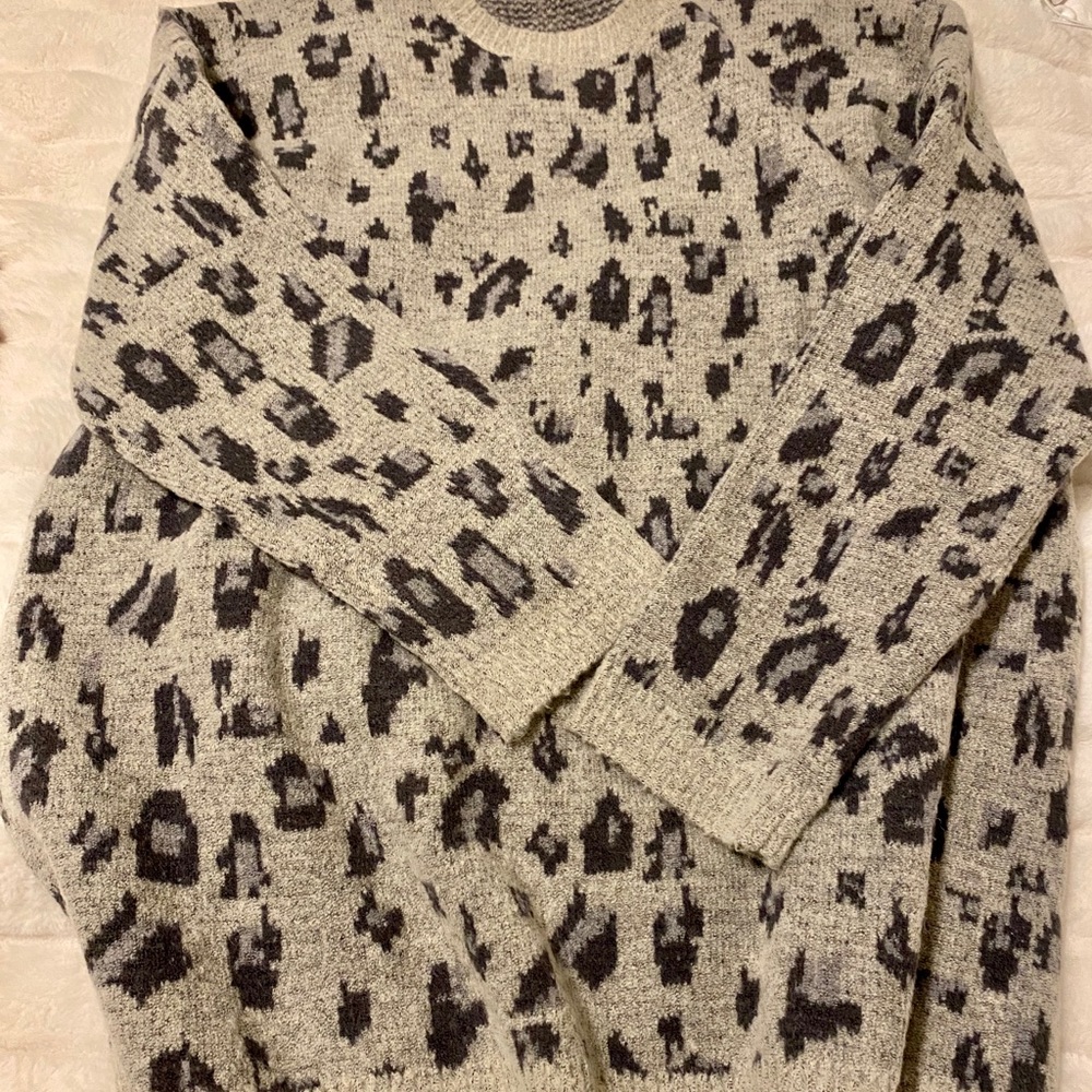 Leopard print sweater